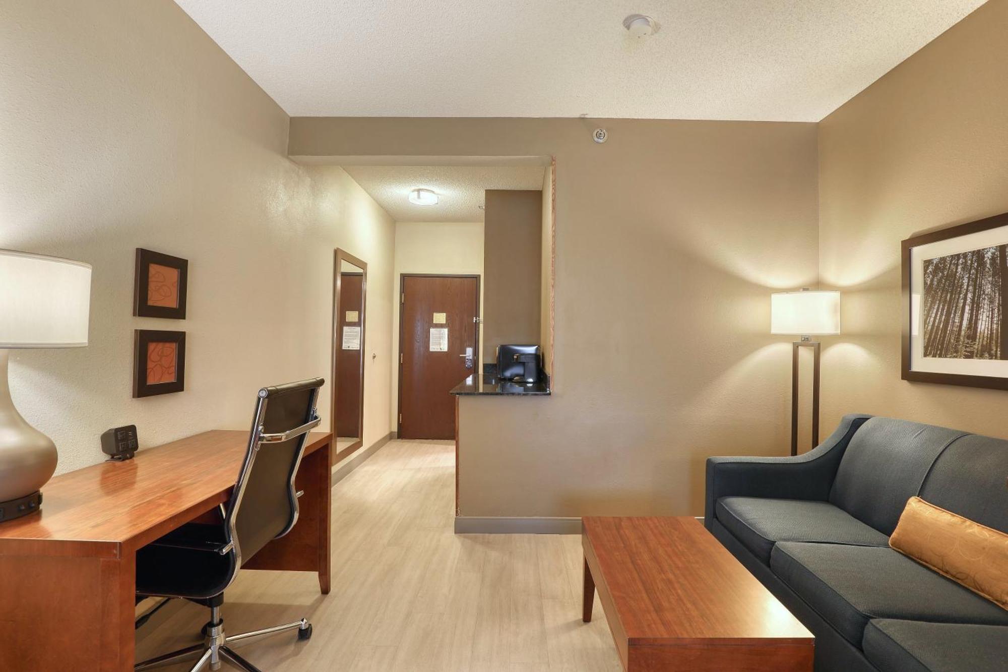 Comfort Suites Appleton Airport Eksteriør bilde