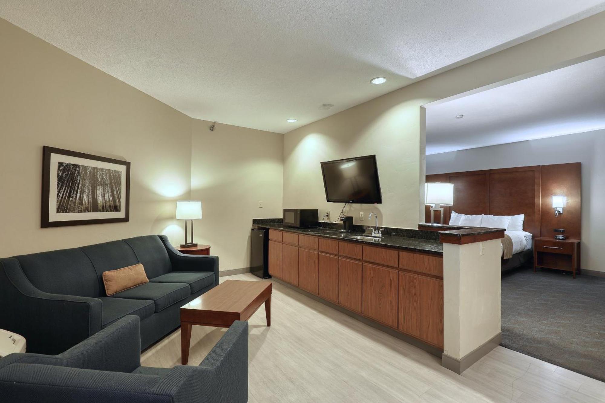 Comfort Suites Appleton Airport Eksteriør bilde