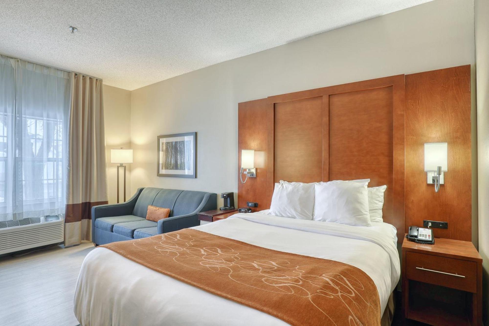 Comfort Suites Appleton Airport Eksteriør bilde