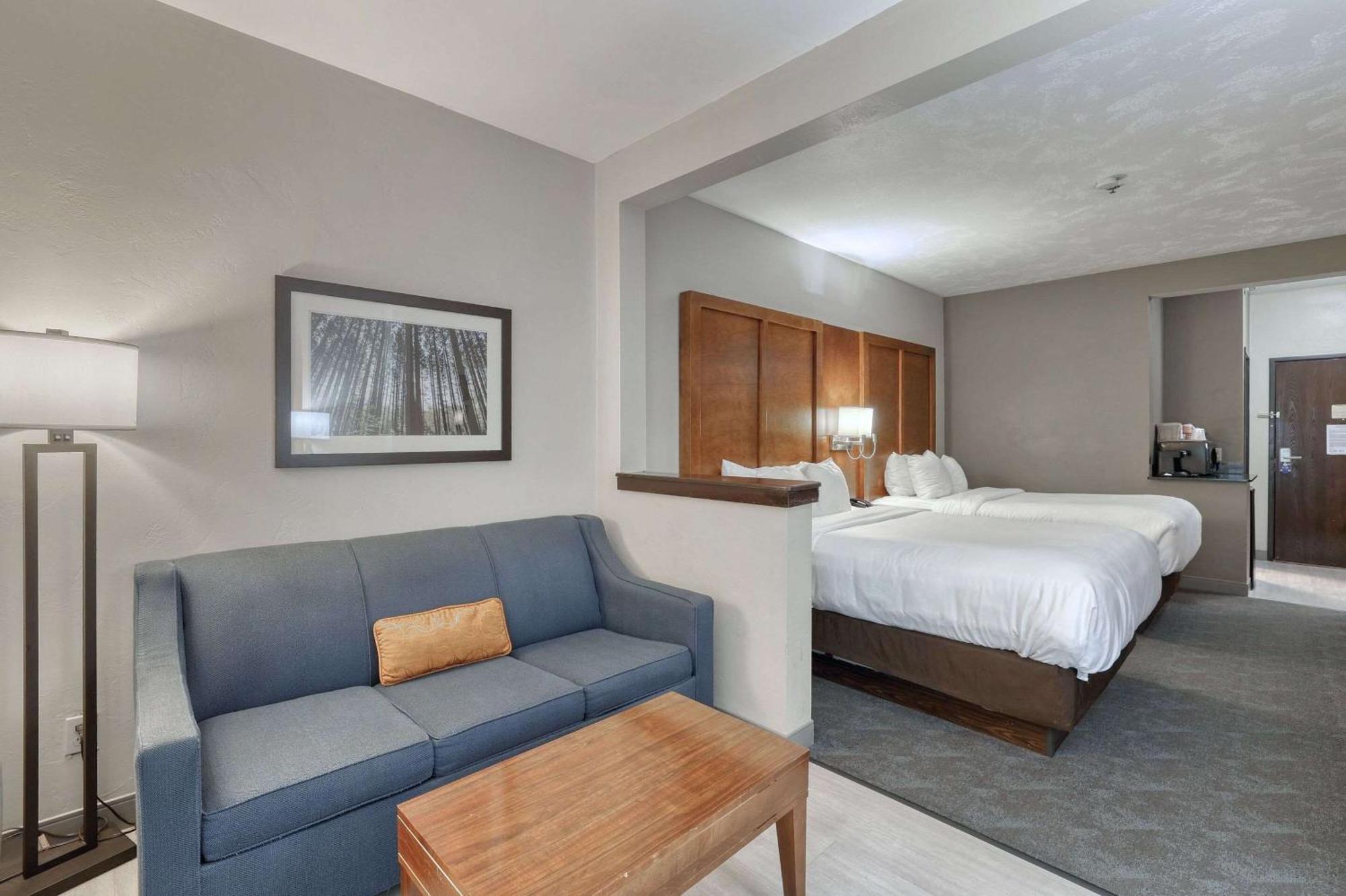 Comfort Suites Appleton Airport Eksteriør bilde