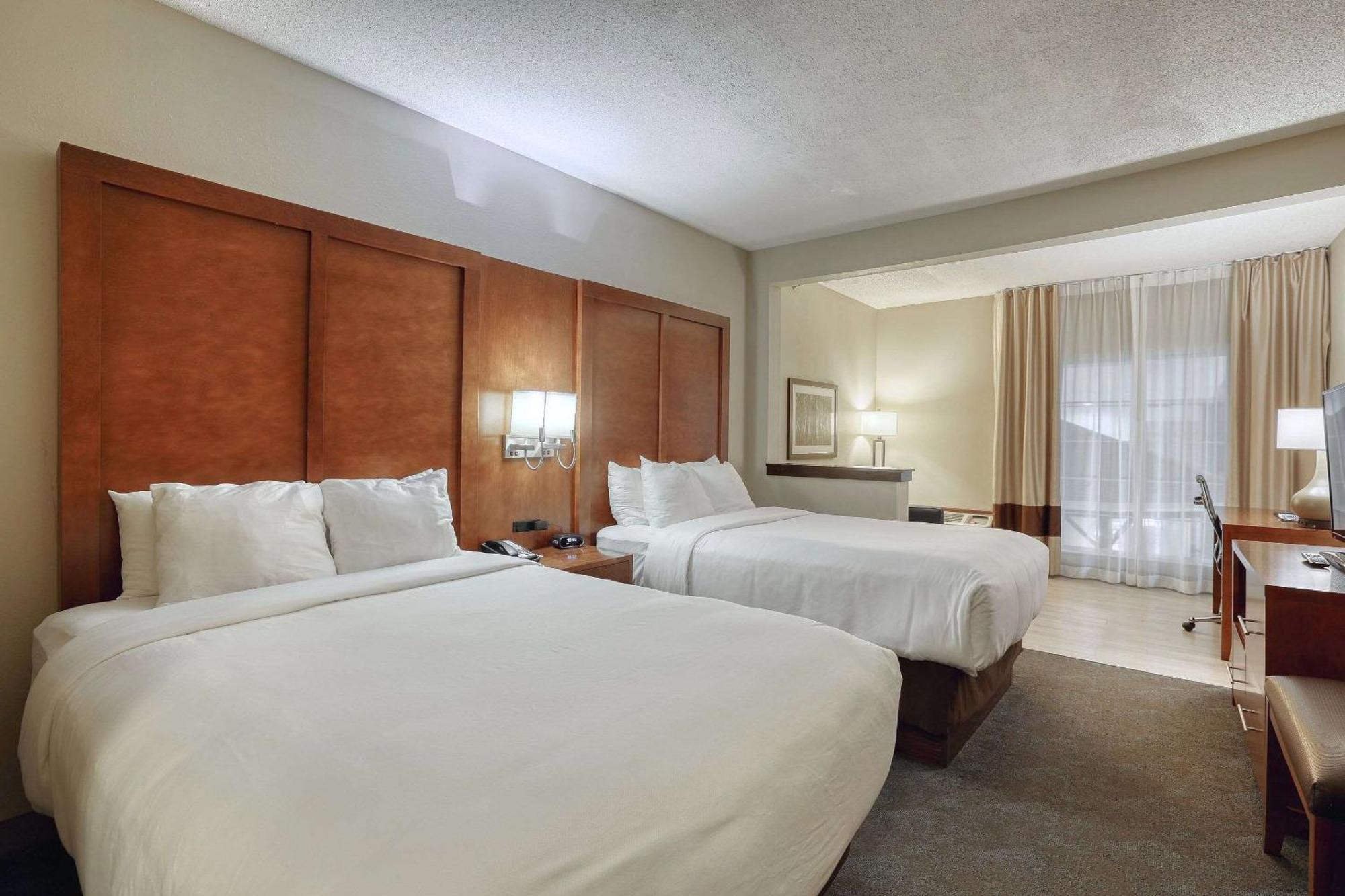 Comfort Suites Appleton Airport Eksteriør bilde